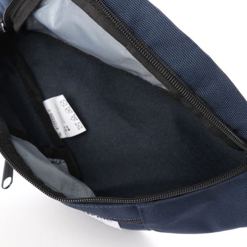 Yak pak messenger online bag