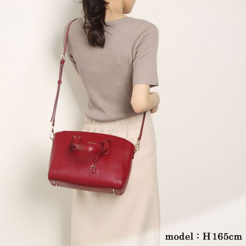 FURLA - Japanese brand clothing shopping website｜Enrich your 