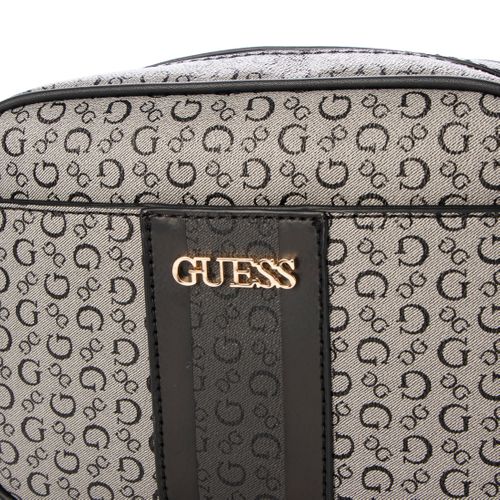 GUESS - Japanese brand clothing shopping website｜Enrich your 